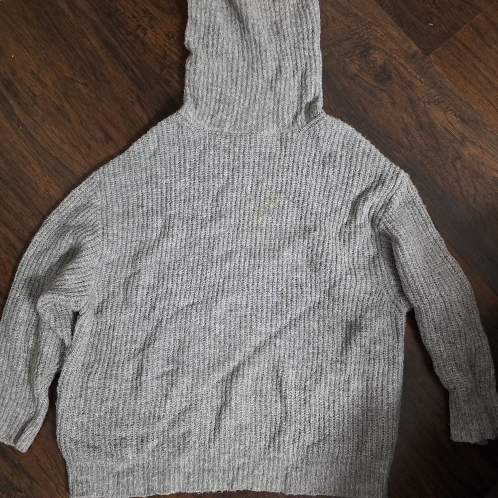 Lulus Grey Turtle Neck Sweater, S